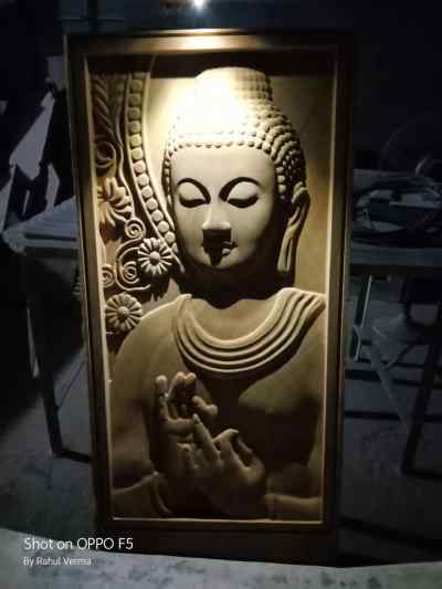 Verticle buddha Mint